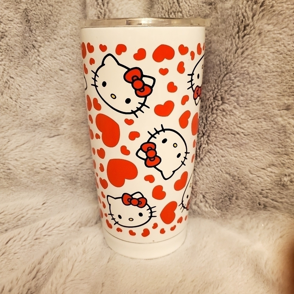 Hello Kitty Heart Thermos